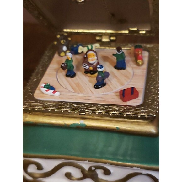 Mr. Christmas Hinged Music Box Sleigh Animated Ornament Joy to the World 2011 - Picture 9 of 12